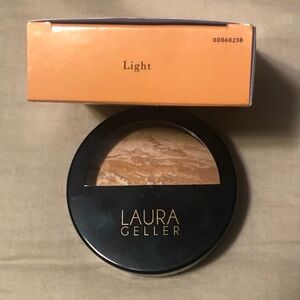 Laura Geller Baked Balance-N-Brighten Foundation - LIGHT